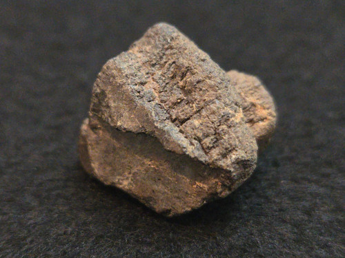 Euxenite-(y) Petaca Mining District, New Mexico, USA