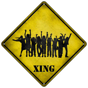 Teen Crowd Xing Novelty Metal Crossing Sign Wholesale