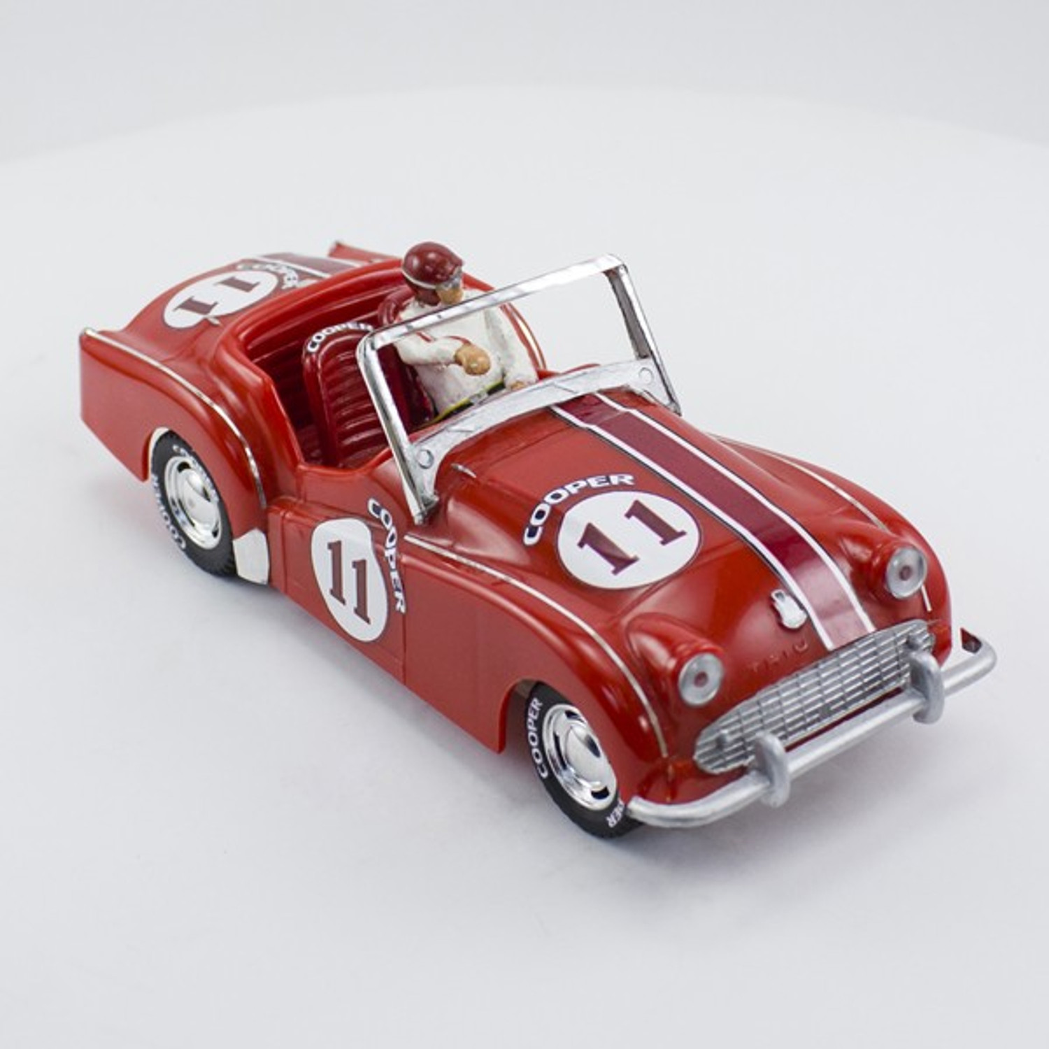 Stock Number: 16135 Red TR3 by Linberg