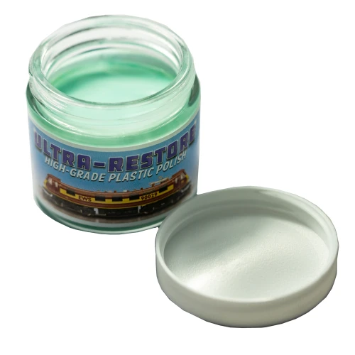 PR 2010 - Ultra Restore Plastic Polishing Formula