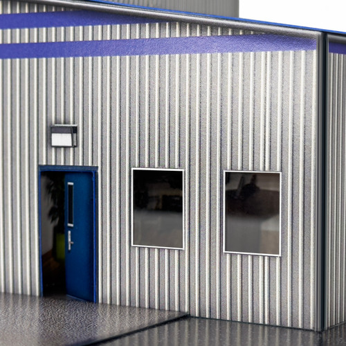 BK 6479 1:64 Scale Racers Headquarters
