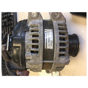 2012 - 2015 Honda CR-V Alternator 2012 - 2015 Honda CR-V Alternator