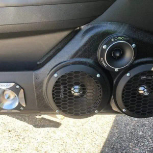 Custom Speaker Pods Dual 6.5″ and Single 3.5″ Speaker Pods for the Front Door of a 08-10 Dodge Charger