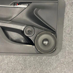 Single 8″ and Single 3.5″ Speaker Pods for the Front Door of a 18-24 Toyota Camry