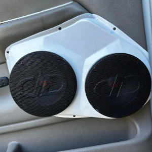 Custom Speaker Pods Dual 6.5″ Speaker Pods for the Front Door of a 02-05 Dodge Ram