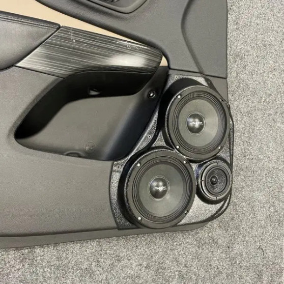Dual 6.5″ and Single 3.5″ Speaker Pods for the Front Door of a 14-23 Jeep Cherokee