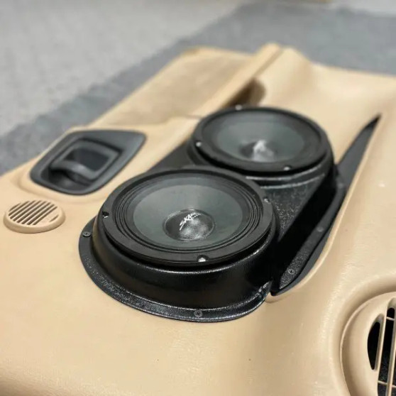 Dual 6.5″ Speaker Pods for the Front Door of a 98-00 Dodge Durango