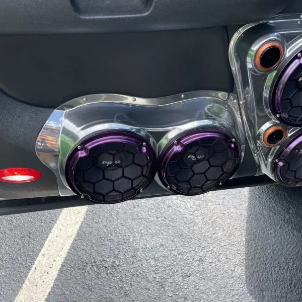 Custom Speaker Pods Dual 8″ Speaker Pods for the Front Door of a 07-09 GM Full Size Truck Upper Handle