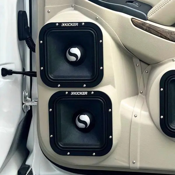 Custom Speaker Pods Dual 7″ Speaker Pods for the Rear Door of a 15-20 GM Full Size SUV