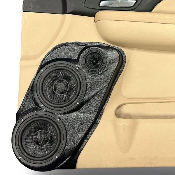 Custom Speaker Pods Dual 6.5″ and Single 3.5″ Speaker Pods for the Front Door of a 07-09 GM Full Size Truck Upper Handle