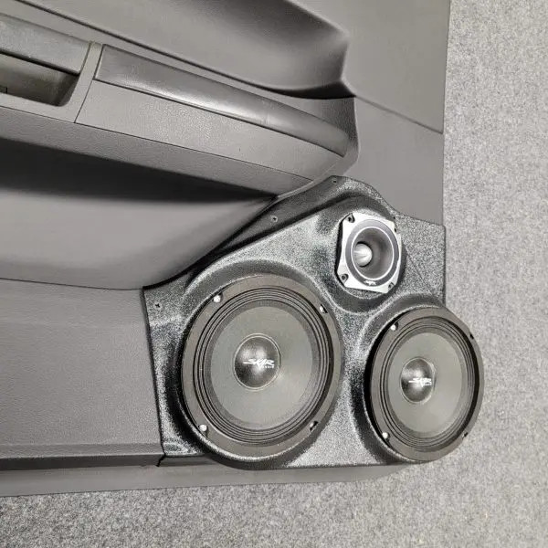 Dual 6.5″ and Single 3.5″ Speaker Pods for the Front Door of a 08-10 Chrysler 300C