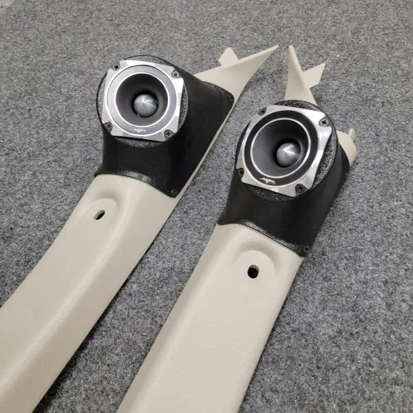 Custom Speaker Pods Single 3.5″ Speaker Pods for the A-Pillar of a 01-03 Dodge Durango