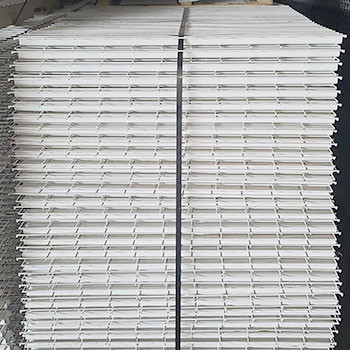 48" x 46" Used Wire Deck - Drop In - Standard Full Step - 140247