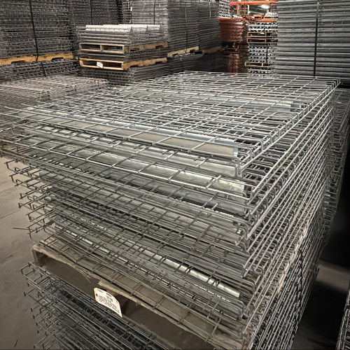 42" x 50" Used Wire Deck - Standard Full Step - 121768