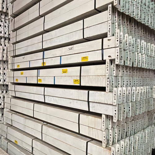 96" x 4" Used Teardrop Pallet Rack Beam- Old Style - 230504