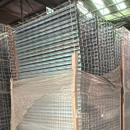 42" x 38" Wire Deck - Drop In - Standard Full Step - 240358