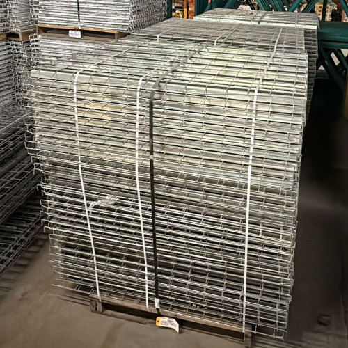 60" x 46" Used Wire Deck - Drop In - Standard Full Step - 250041