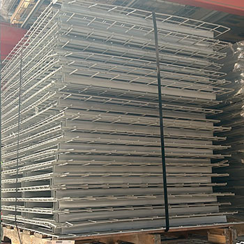 42" x 46" Used Wire Deck - Drop In - Standard Full Step - 105409