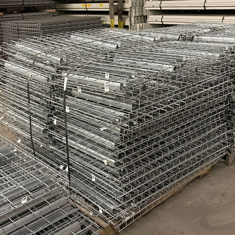 24" x 46" Used Wire Deck - Standard Full Step - 108418