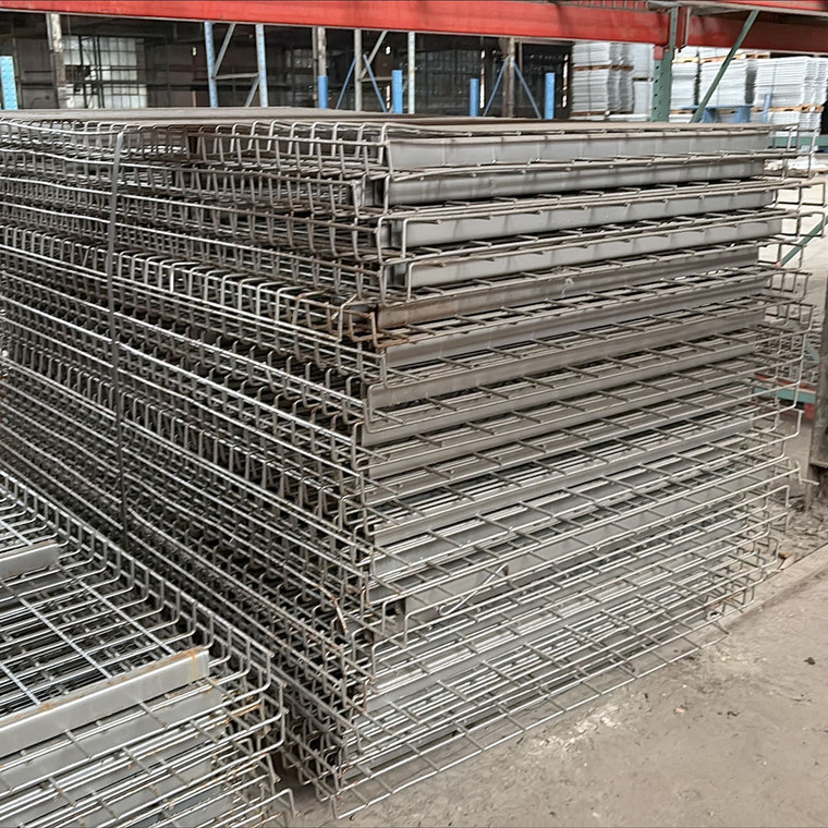 42" x 64" Used Wire Deck - Standard Full Step - 190860