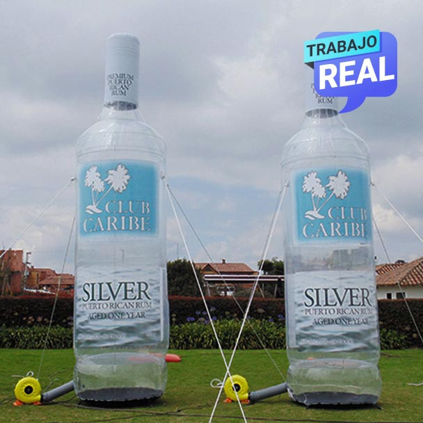 botella inflable publicidad Club Caribe Medellín