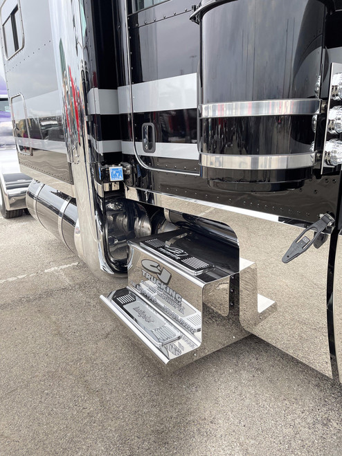 Cab & Cowl Panel Set fits 2019 389 DEF with Conventional Exhaust - Light Kit Included
