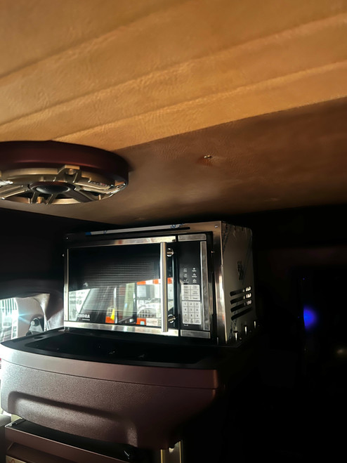 Peterbilt 589 Microwave Kit