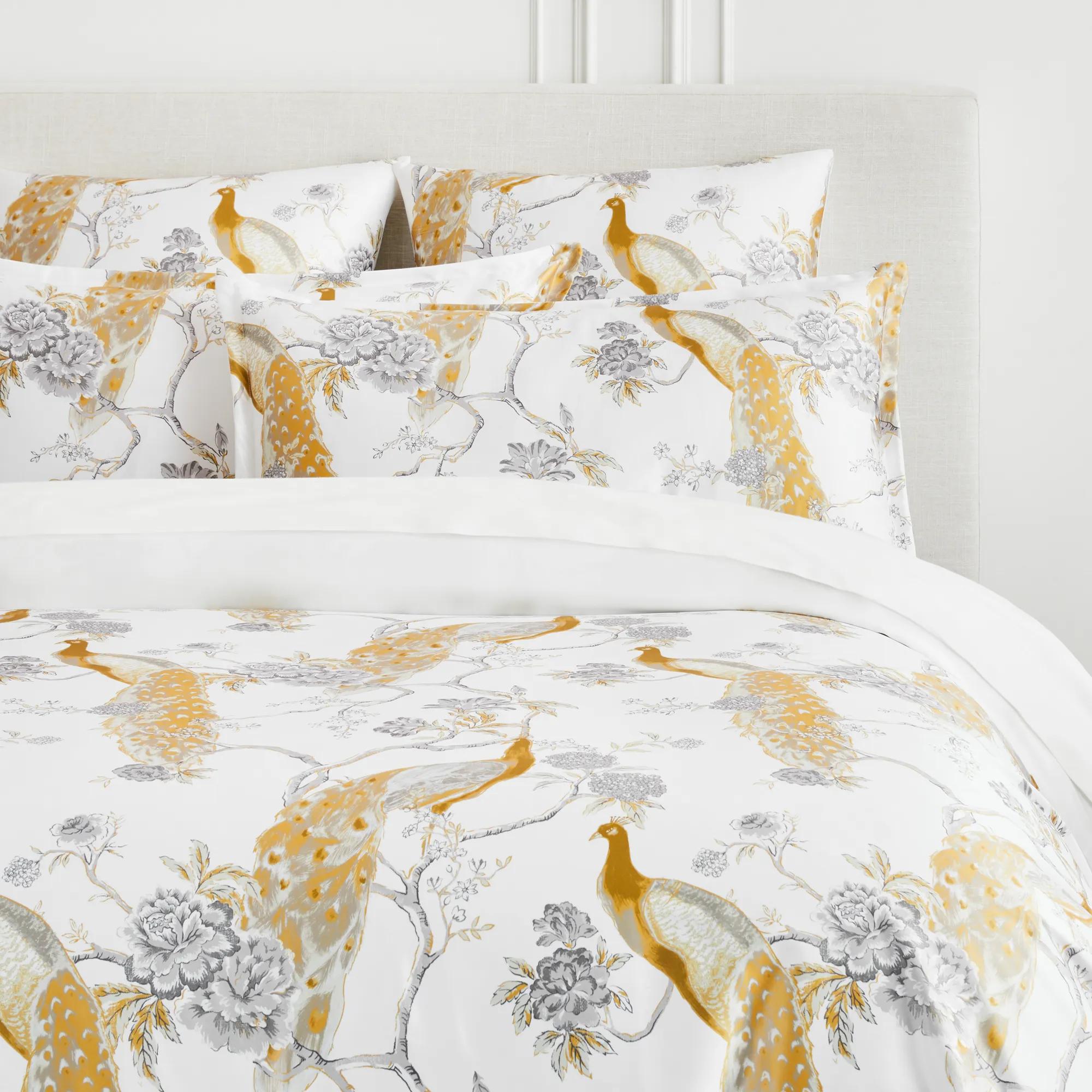 Pavo Bedding - Ivory/Gold Pavo Bedding - Ivory/Gold