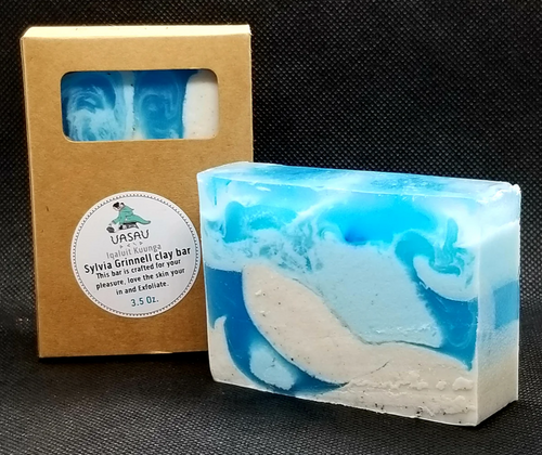Iqaluit Kuunga, "Facial Clay Bar