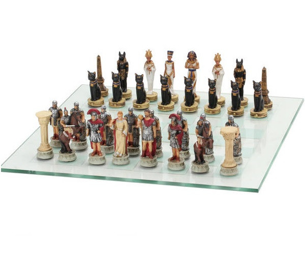 Roman Gladiator Chess Set with Colosseum Platform Zandatoys