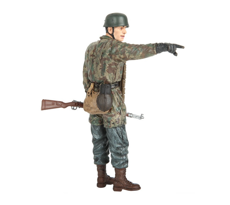 1:16 Scale Torro German Commander Friedrich Steinhauer Figure – WWII RC Tank