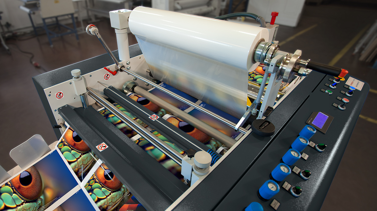 Close-up detail of the ZFP L310 LS landscape automatic laminator