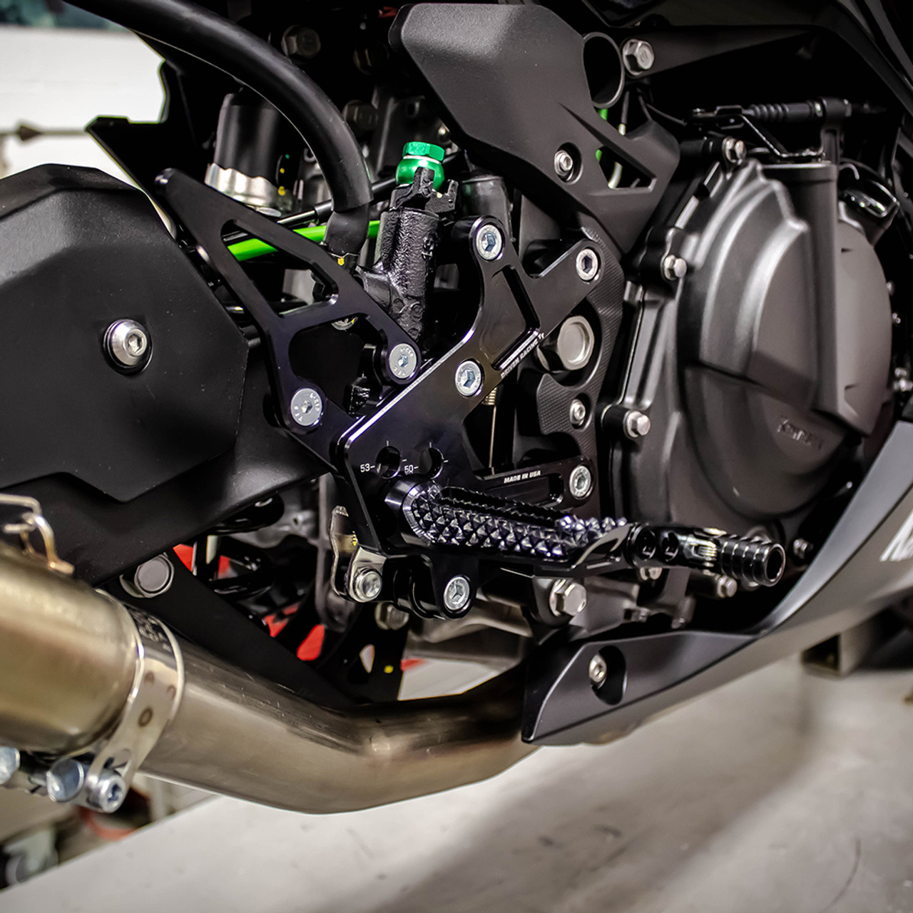 Driven TT Rearsets Kawasaki Ninja ZX 400 20182023