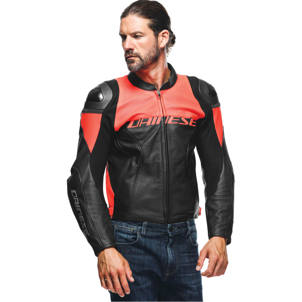 ダイネーゼ　RACING 4 LEATHER JACKET PERF. Dainese Racing 4 Perforated Leather Jacket | Sportbike Track Gear