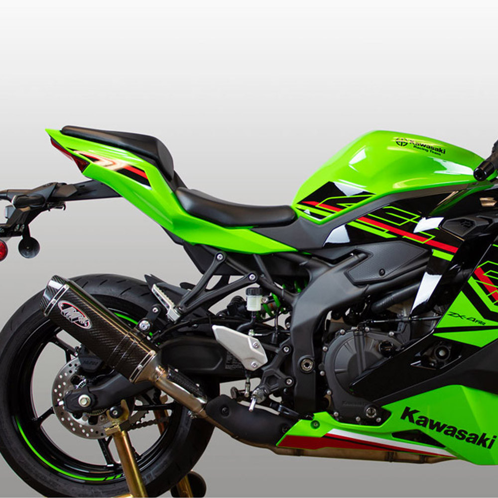 M4 Kawasaki ZX-4RR 2023-2026 Slip-On Exhaust System Carbon Canister