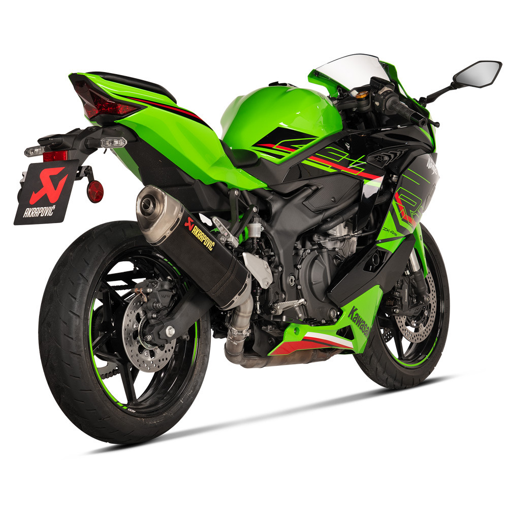 Akrapovic Slip-On Exhaust Kawasaki Ninja ZX-4RR 2023-2026 Carbon