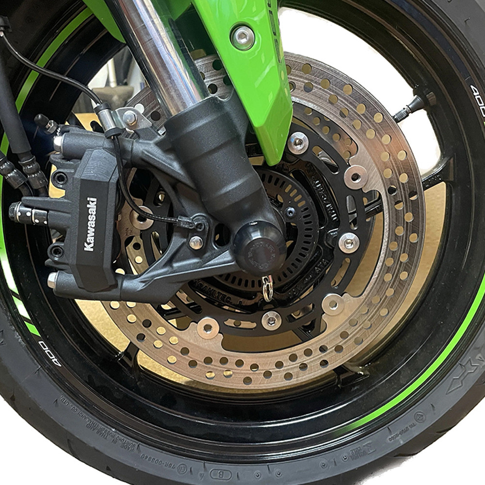 Woodcraft Kawasaki ZX-4RR 2023-2026 Front Axle Slider Kit