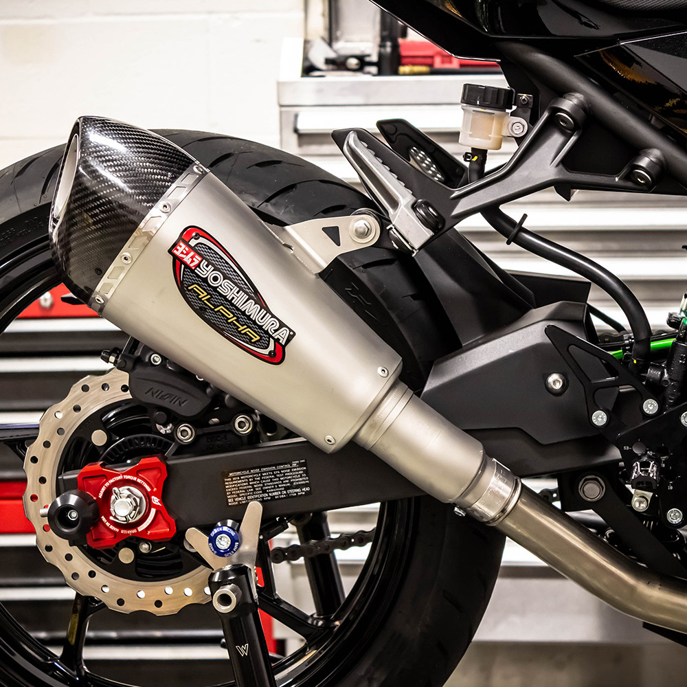 Yoshimura Kawasaki Ninja 500 2024 Works Edition Street Alpha T Slip-On ...