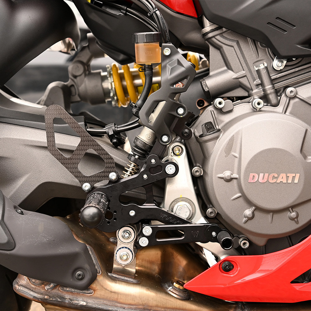 は Woodcraft Ducati Panigale V2 2025-2026 Rearsets Complete Kit