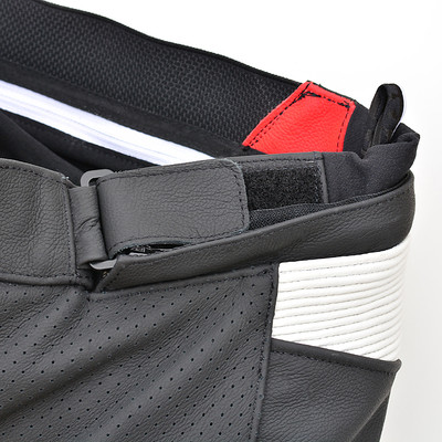 RS Taichi 1523885 Leg Bag