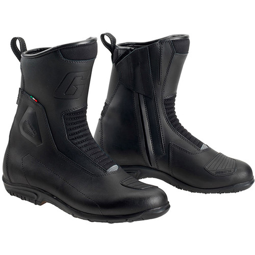 ガエルネ　Gaerne G.REACT jp26.5 EU42 US8 ガエルネ Gaerne G.REACT jp26.5 EU42 US8 GAERNE】G-REACT オフ