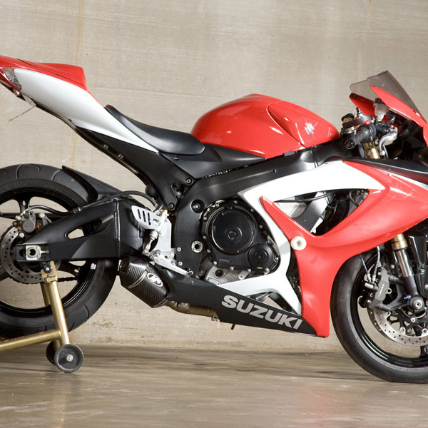 2011-2025 Suzuki GSXR600 / GSXR750 M4 Standard Mount Slip On Exhaust System - Carbon Fiber Muffler (SU6114
