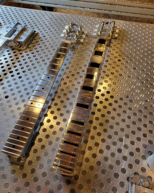 27.75" Aluminum Baritone Neck Robot Graves Industries