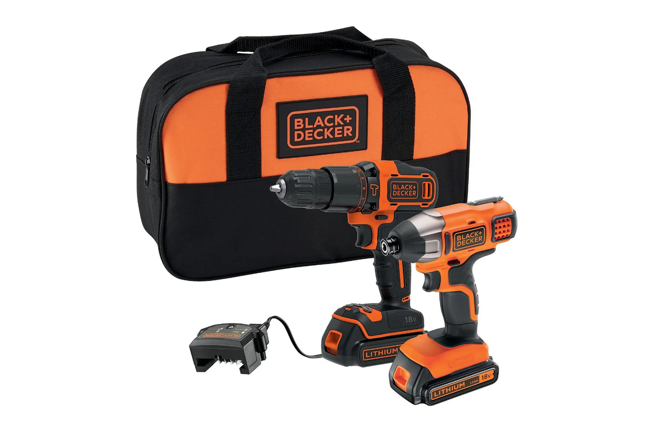 BEH710K 710W Hammer Drill with carrying case Black+Decker