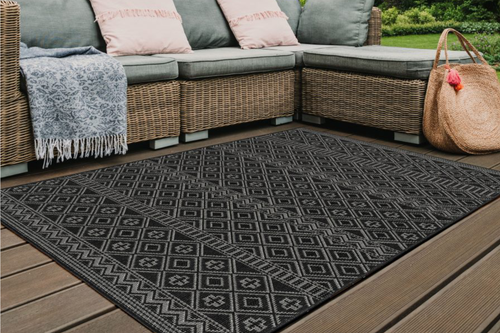 Outdoor Indoor Rug Black White Cream Reversible Diamond Geometric Design