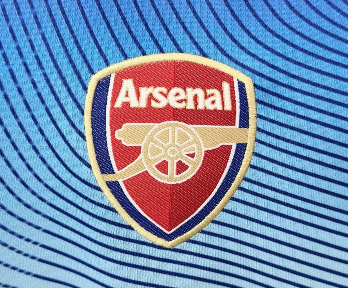 Arsenal 03/04 Men's Third Retro Shirt