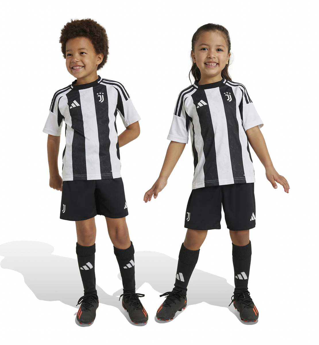 Juventus 24/25 Kid's Home Shirt and Shorts