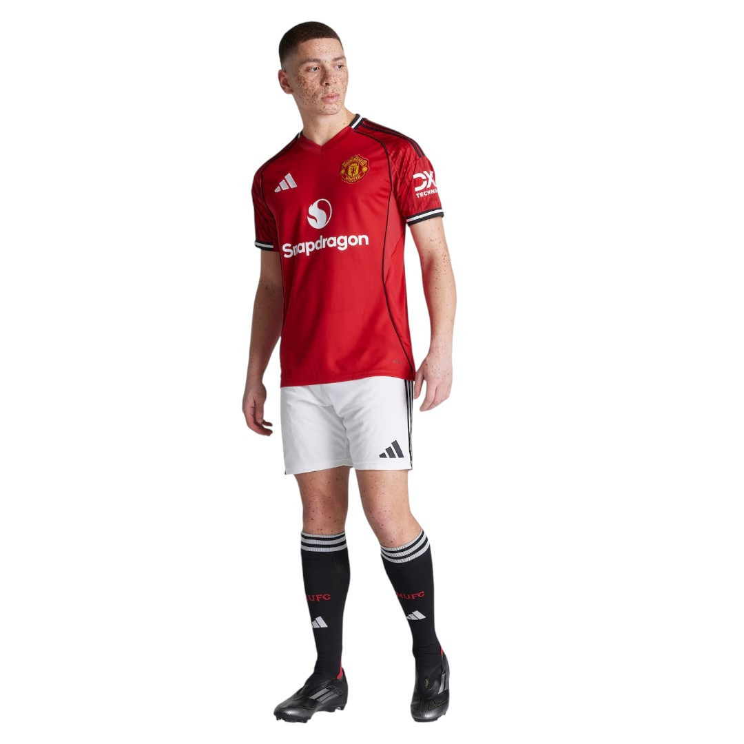 B.FERNANDES #8 Manchester United 25/26 Stadium Men's Home Shirt - PL Font