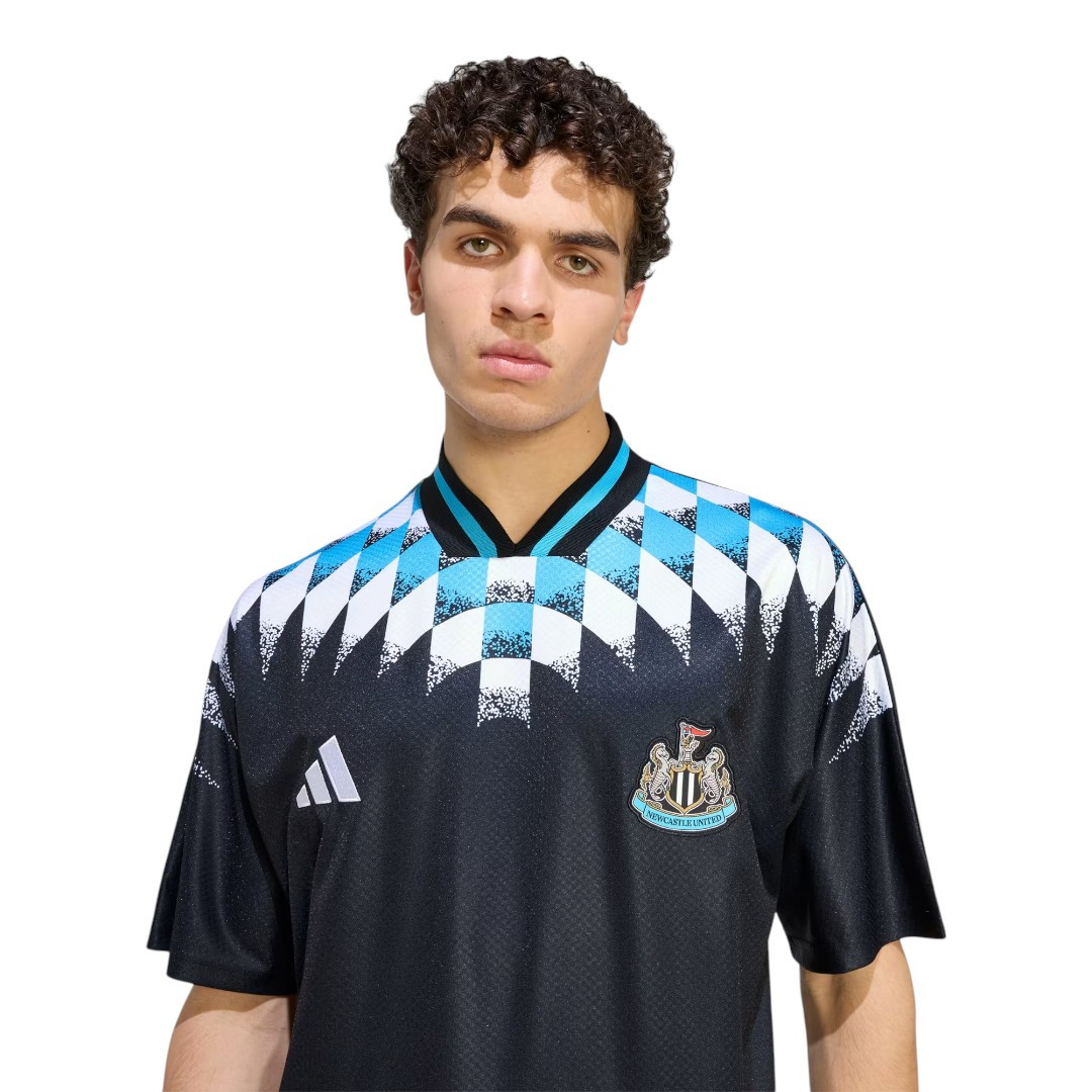 Newcastle United 26/27 Stadium Men's Black Shirt