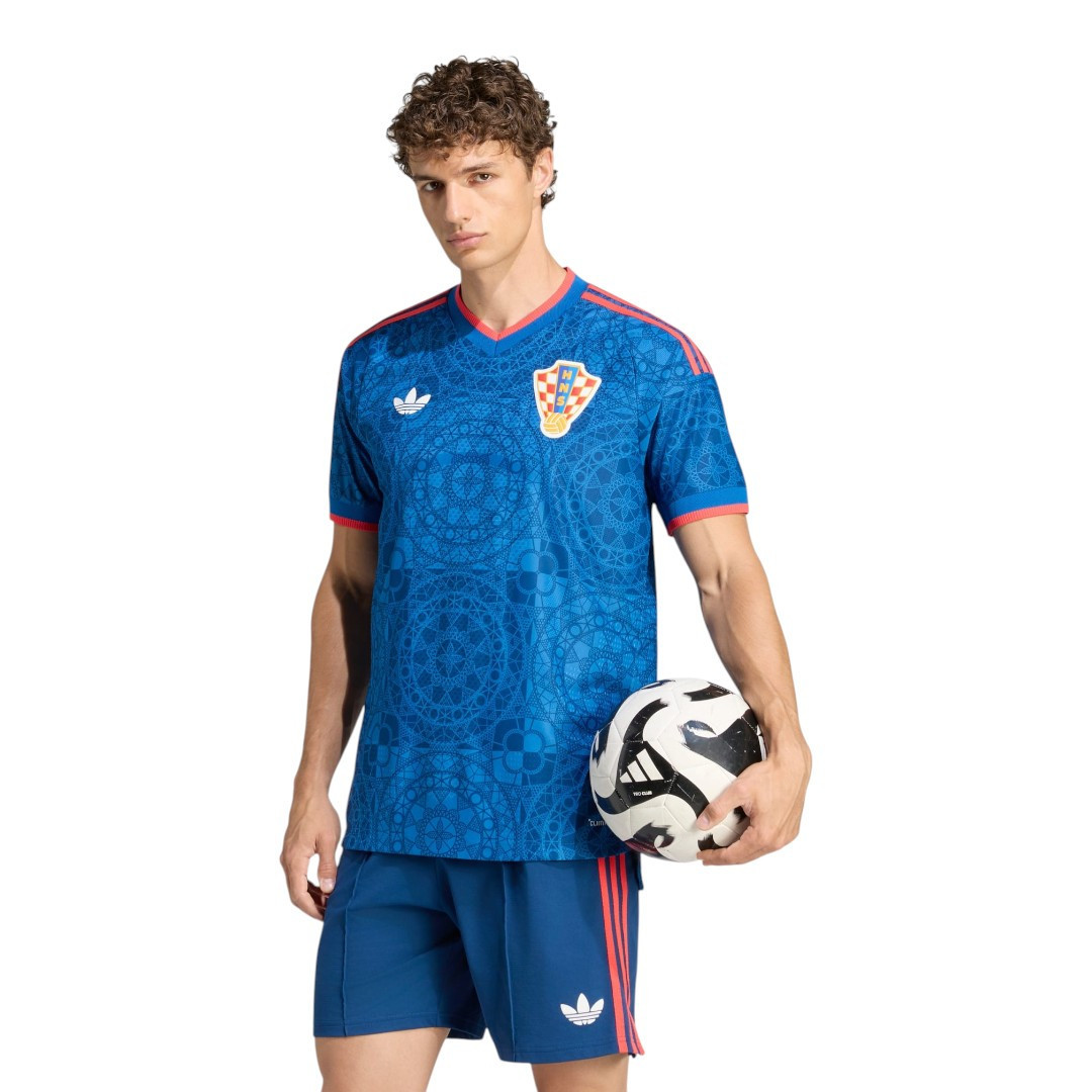Croatia 26/28 Authentic Men's Away Shirt
